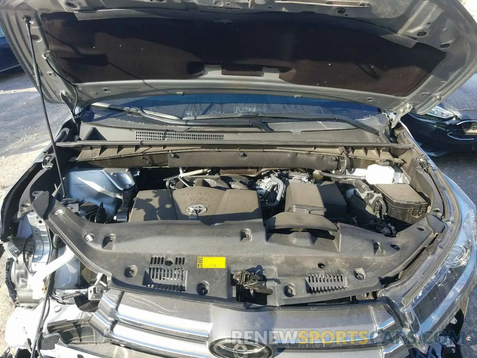 7 Photograph of a damaged car 5TDYZRFH2KS327543 TOYOTA HIGHLANDER 2019