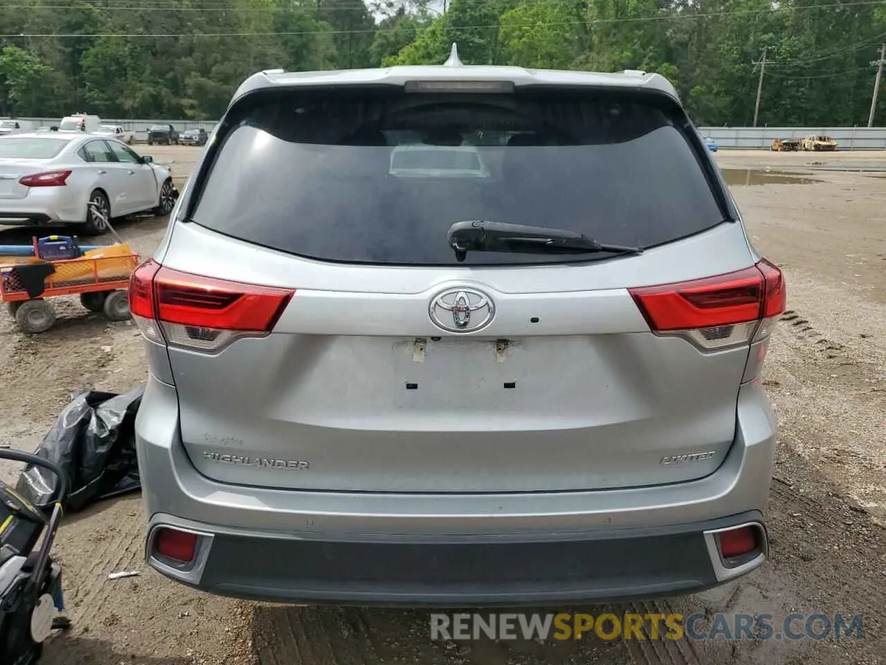 6 Photograph of a damaged car 5TDYZRFH2KS337926 TOYOTA HIGHLANDER 2019
