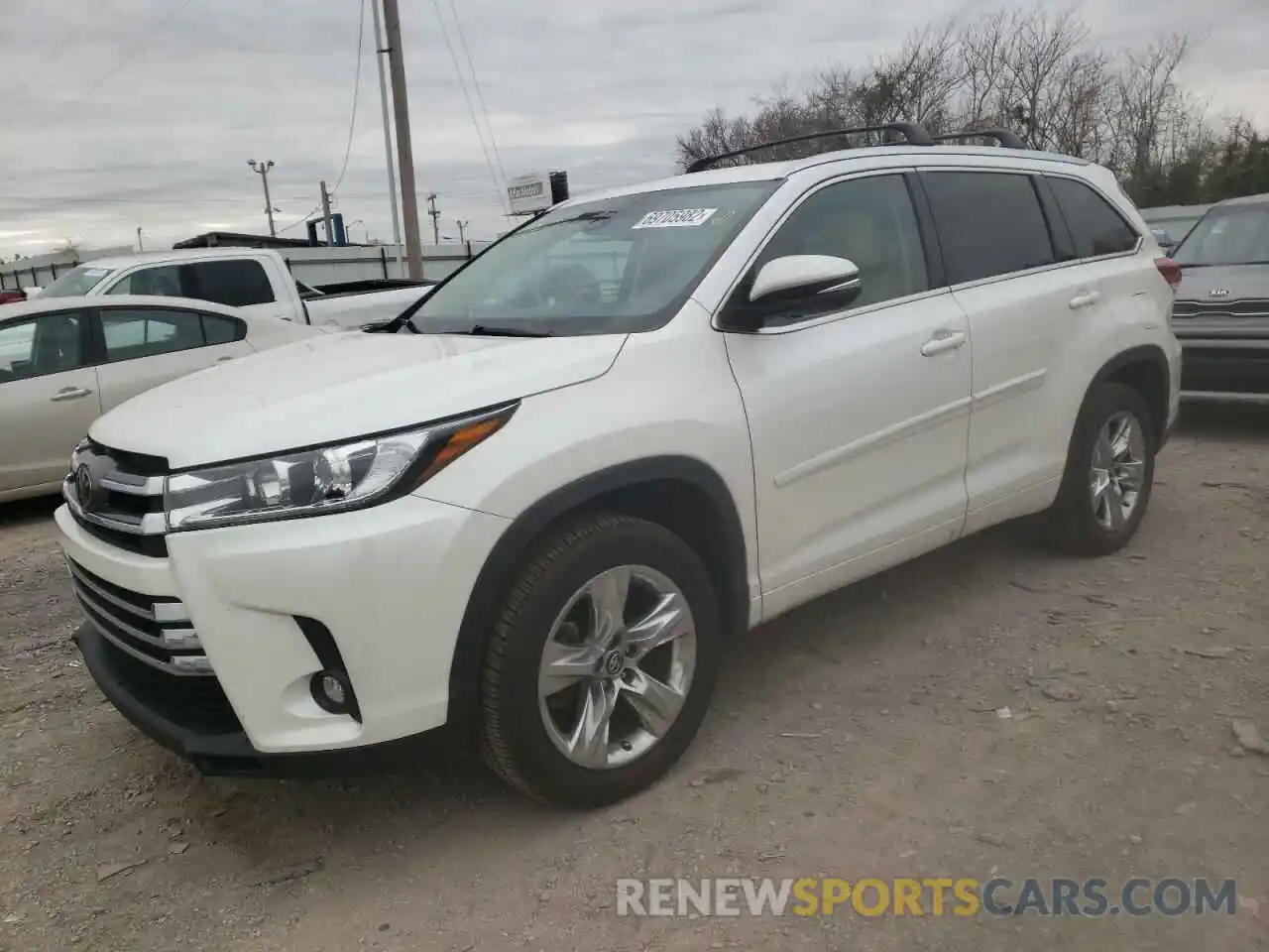 1 Photograph of a damaged car 5TDYZRFH3KS295850 TOYOTA HIGHLANDER 2019