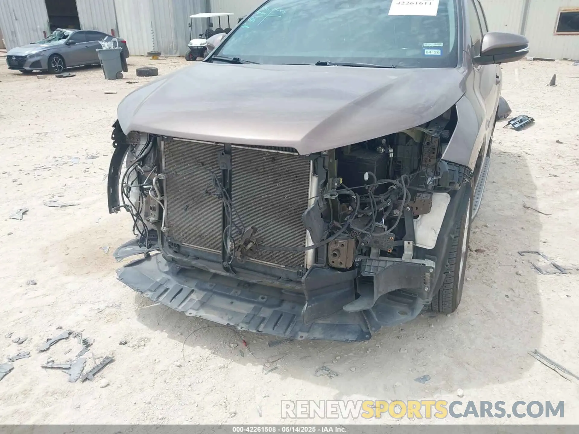 6 Photograph of a damaged car 5TDYZRFH4KS296196 TOYOTA HIGHLANDER 2019