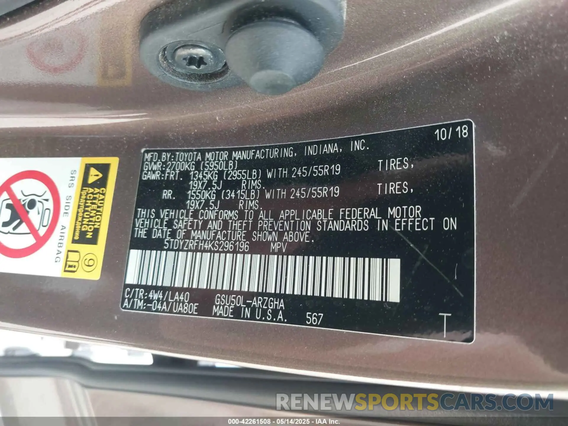 9 Photograph of a damaged car 5TDYZRFH4KS296196 TOYOTA HIGHLANDER 2019