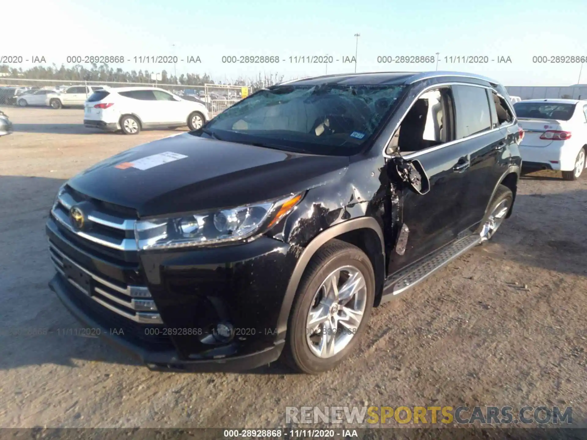 2 Photograph of a damaged car 5TDYZRFH4KS296425 TOYOTA HIGHLANDER 2019