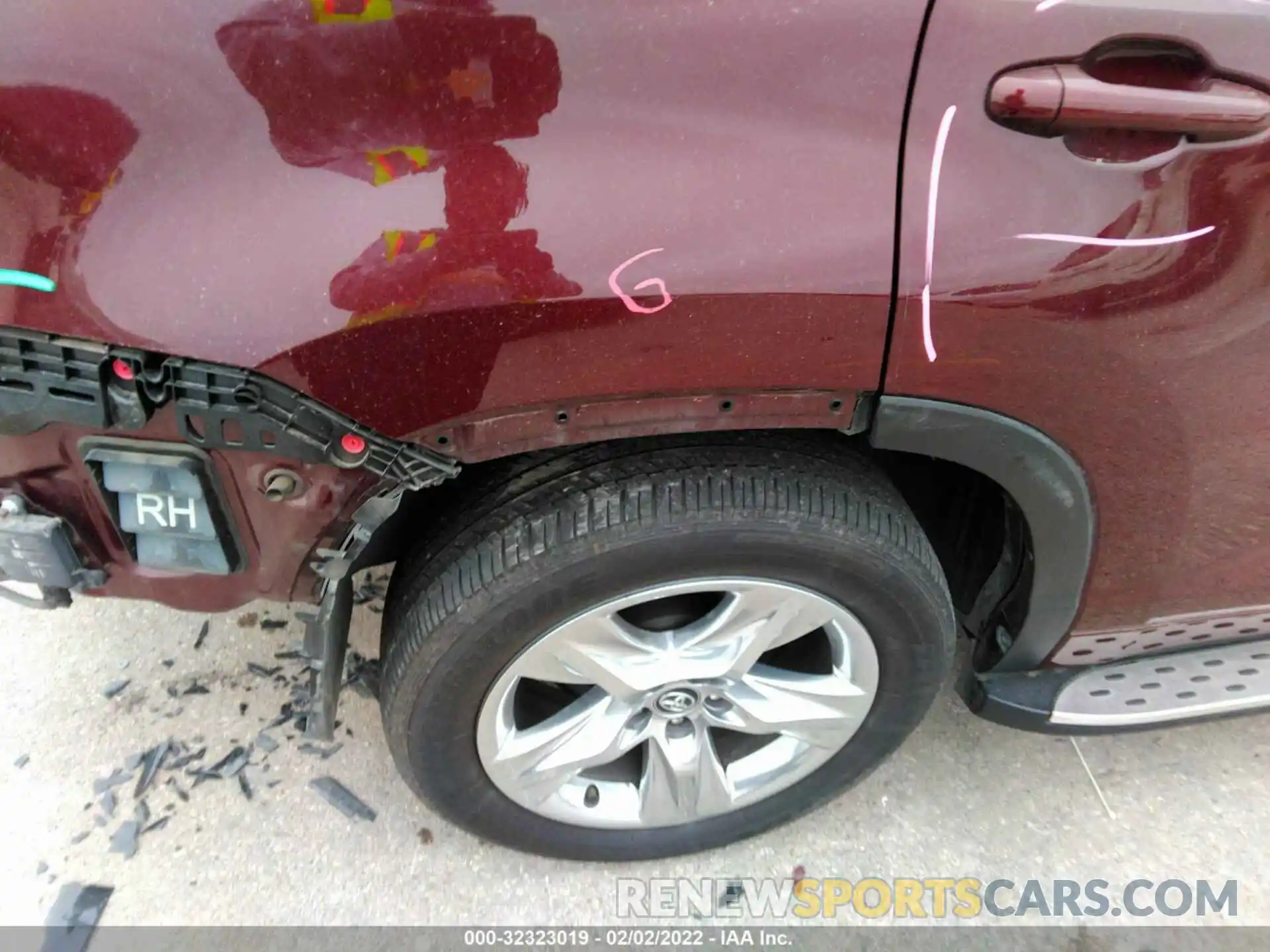 15 Photograph of a damaged car 5TDYZRFH4KS333201 TOYOTA HIGHLANDER 2019