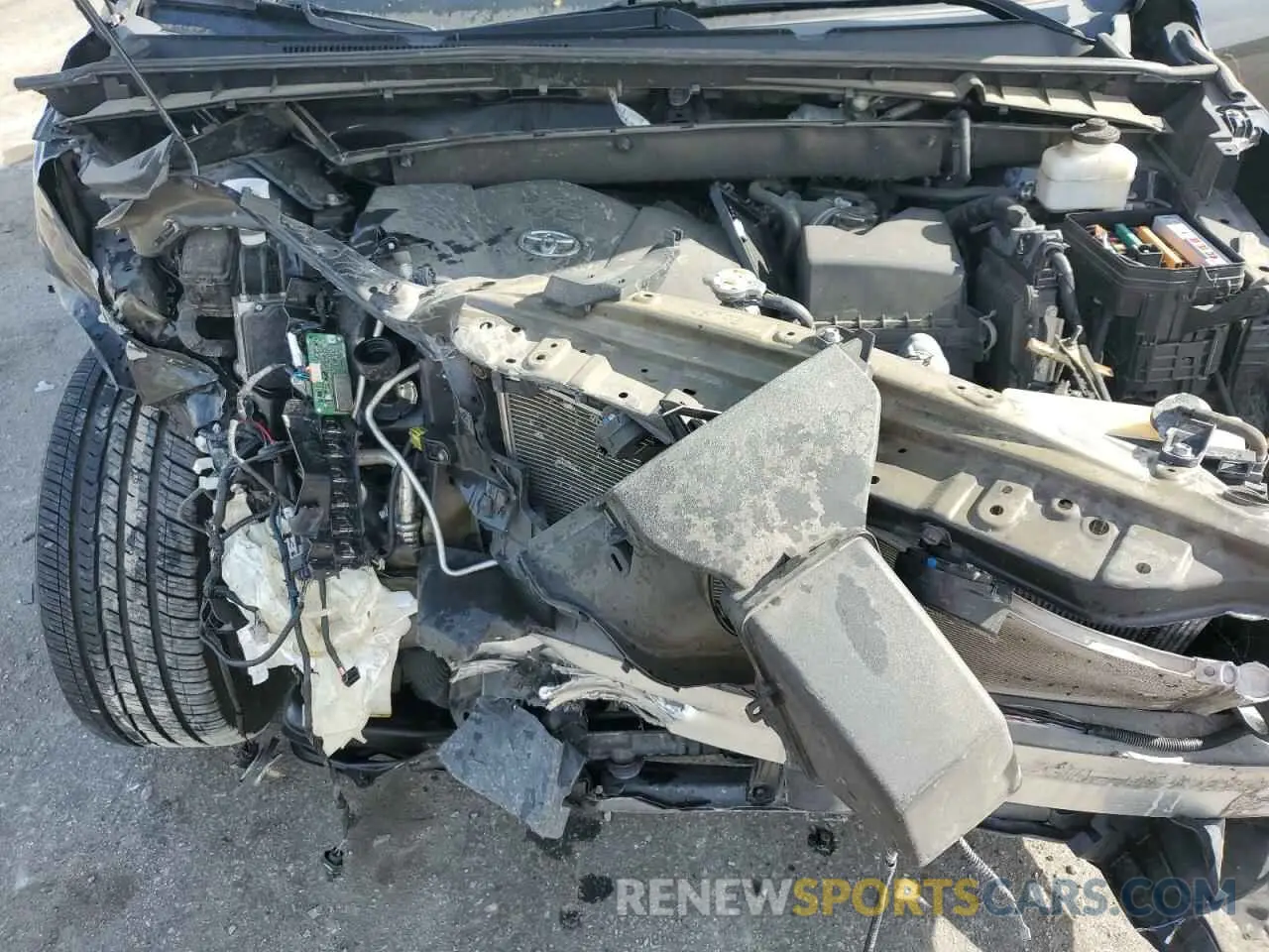 12 Photograph of a damaged car 5TDYZRFH4KS349107 TOYOTA HIGHLANDER 2019