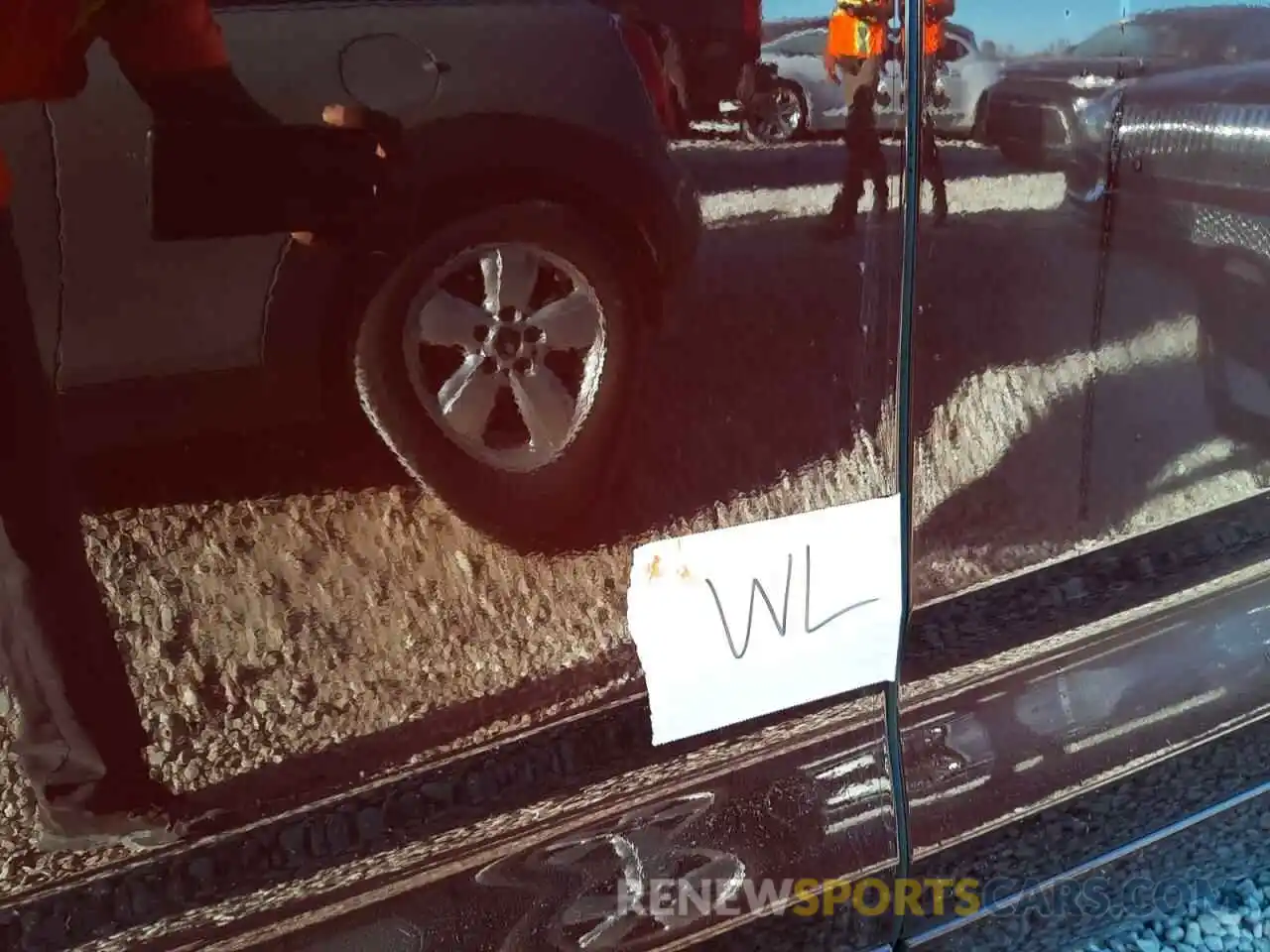 9 Photograph of a damaged car 5TDYZRFH6KS355023 TOYOTA HIGHLANDER 2019