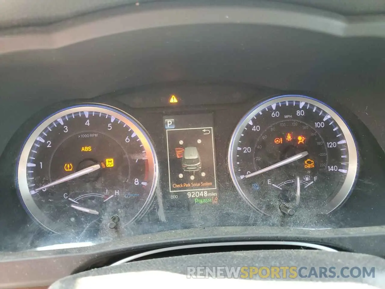 9 Photograph of a damaged car 5TDYZRFH7KS327358 TOYOTA HIGHLANDER 2019