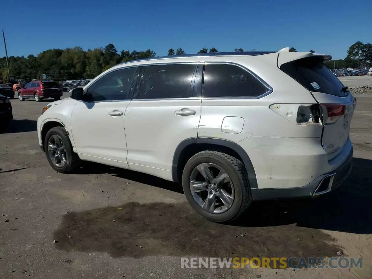 2 Photograph of a damaged car 5TDYZRFH8KS293673 TOYOTA HIGHLANDER 2019