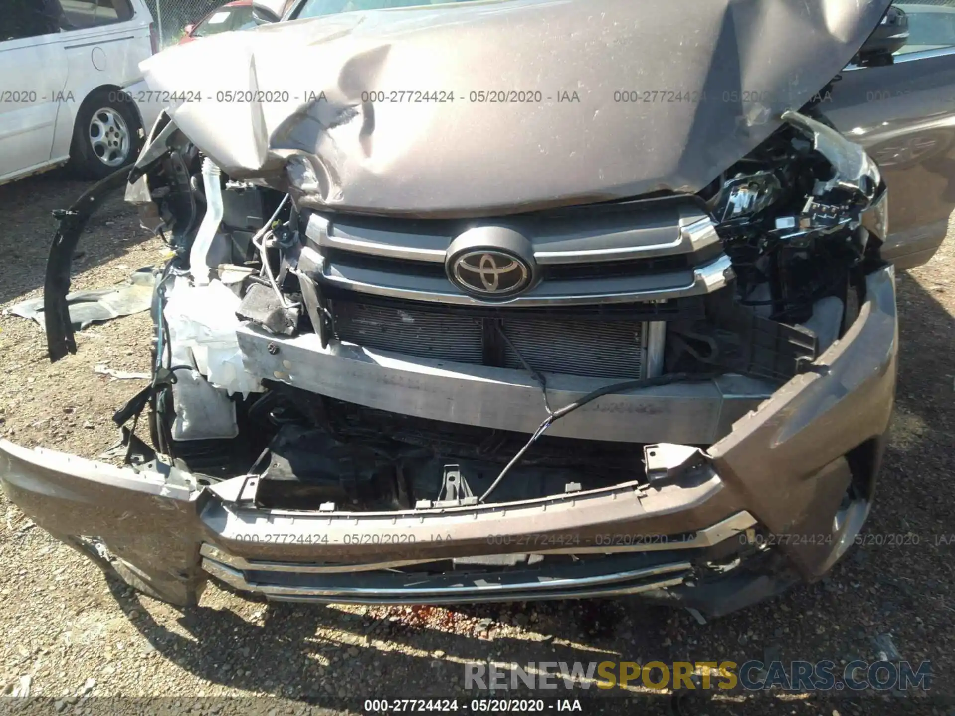 6 Photograph of a damaged car 5TDYZRFH8KS307572 TOYOTA HIGHLANDER 2019