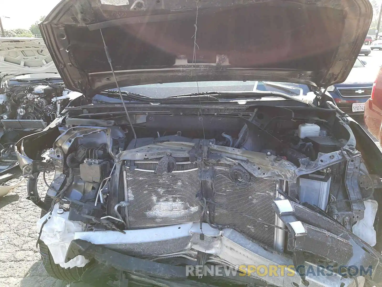 7 Photograph of a damaged car 5TDYZRFH8KS322315 TOYOTA HIGHLANDER 2019