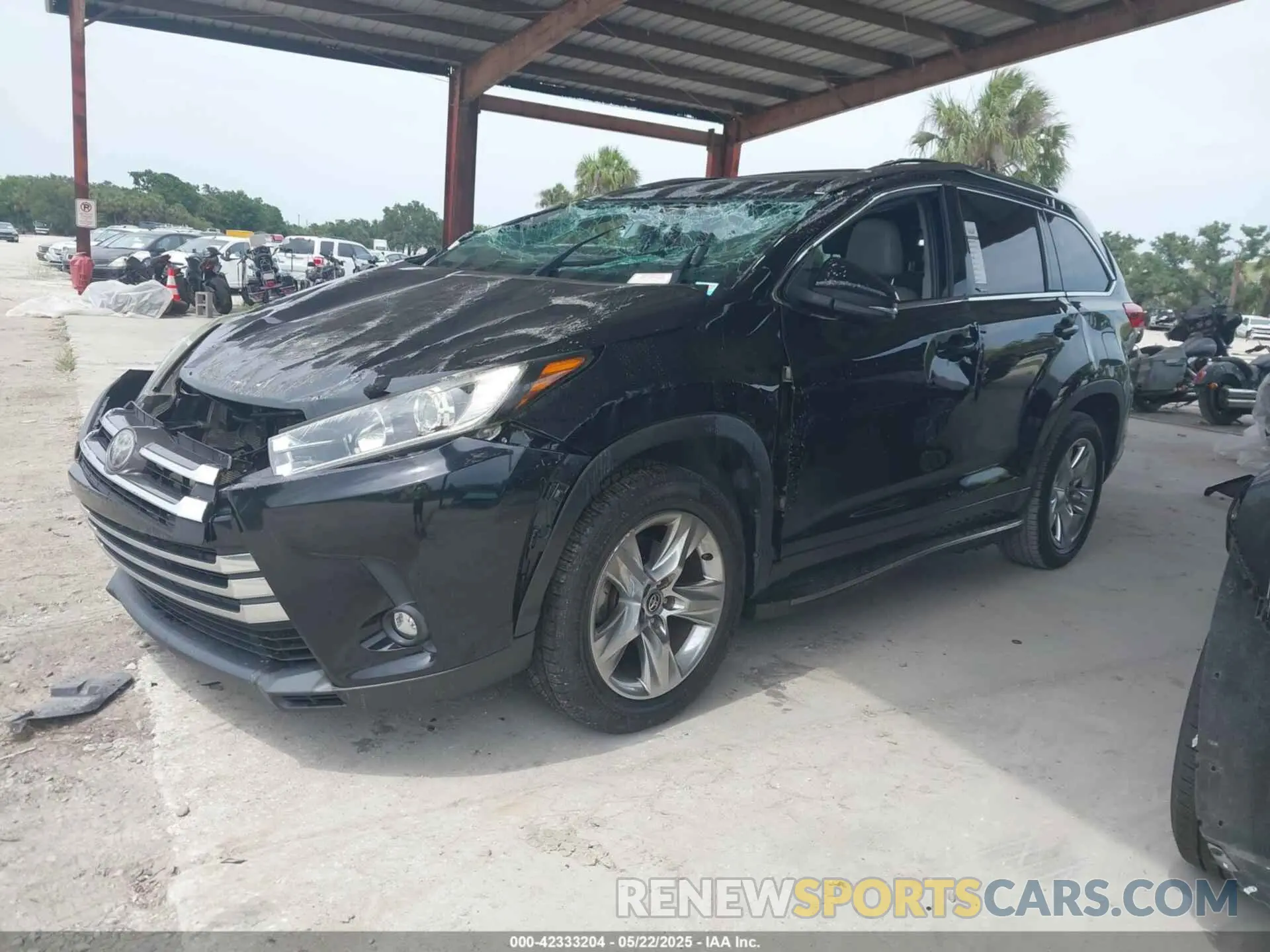 2 Photograph of a damaged car 5TDYZRFH8KS339051 TOYOTA HIGHLANDER 2019