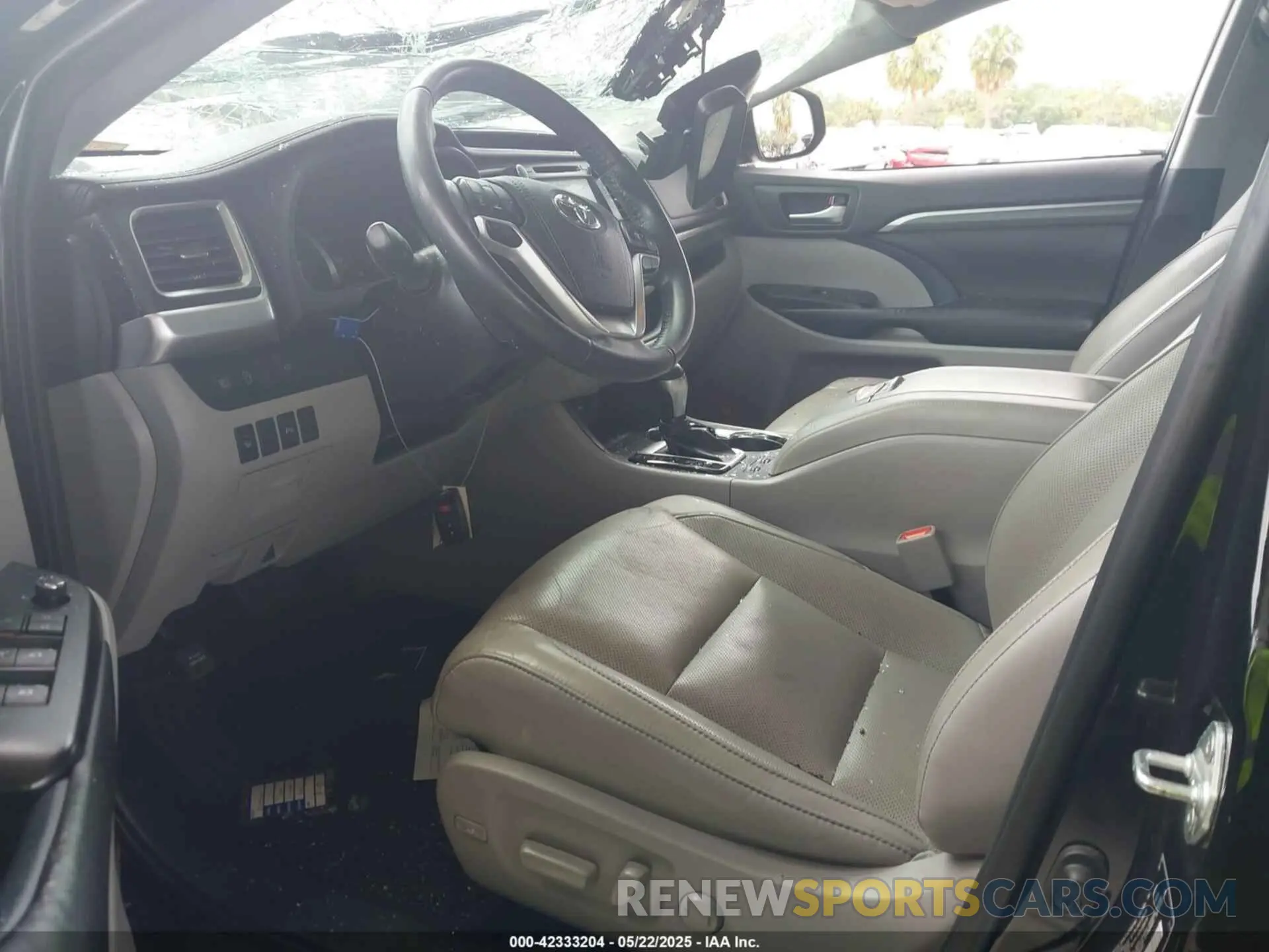 5 Photograph of a damaged car 5TDYZRFH8KS339051 TOYOTA HIGHLANDER 2019
