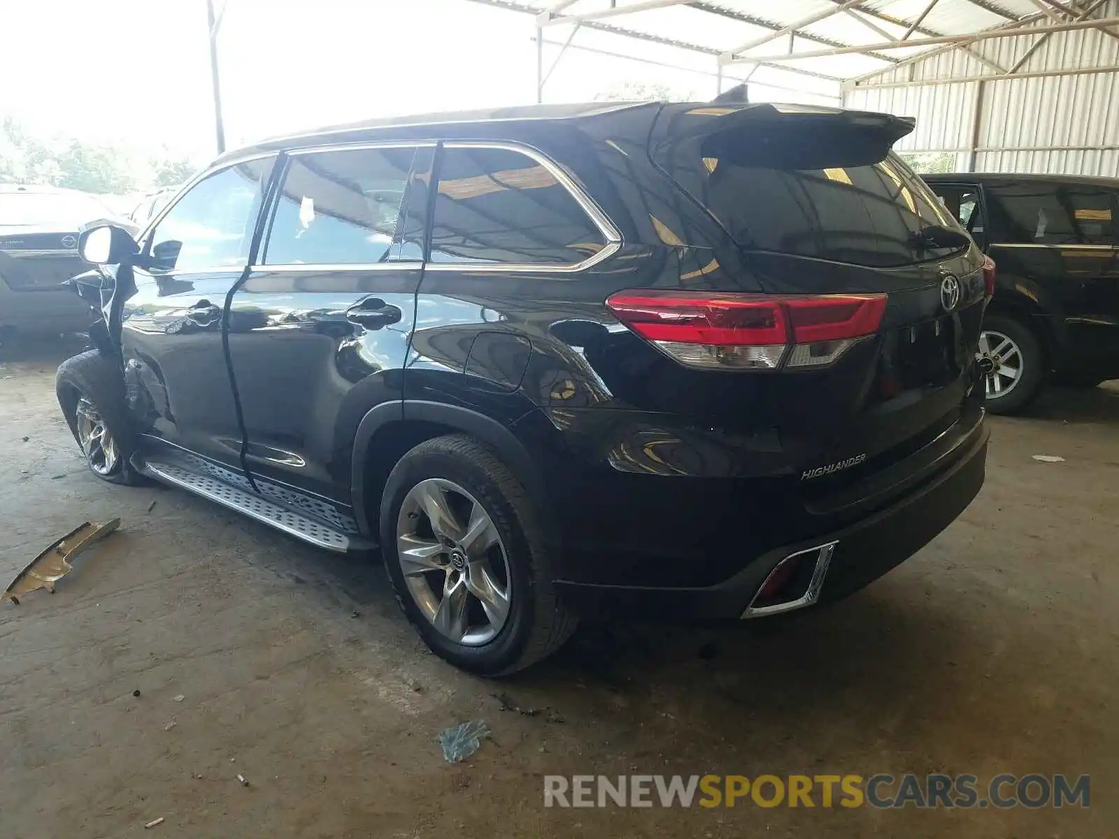 3 Photograph of a damaged car 5TDYZRFH9KS349121 TOYOTA HIGHLANDER 2019