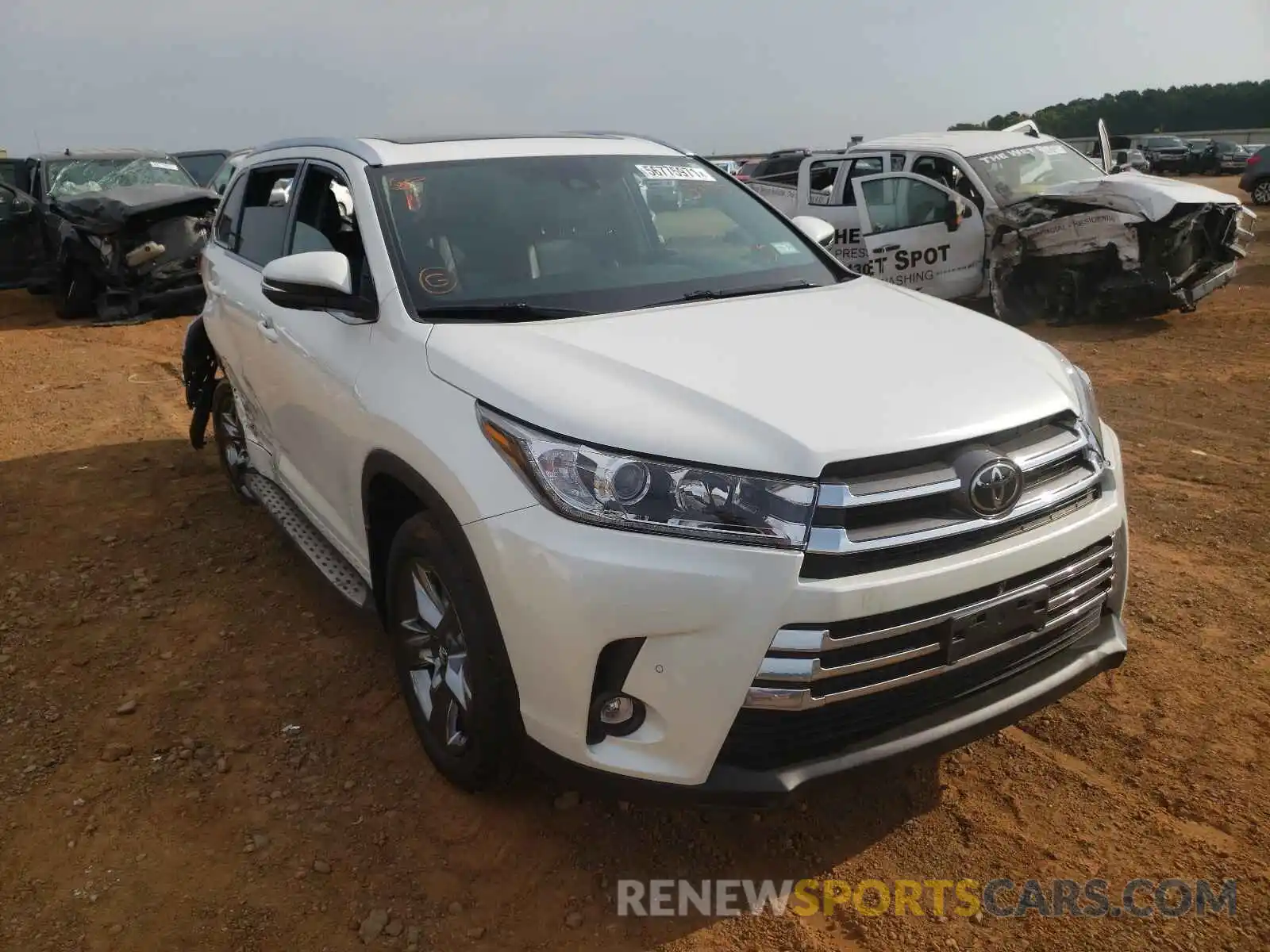 1 Photograph of a damaged car 5TDYZRFHXKS305970 TOYOTA HIGHLANDER 2019