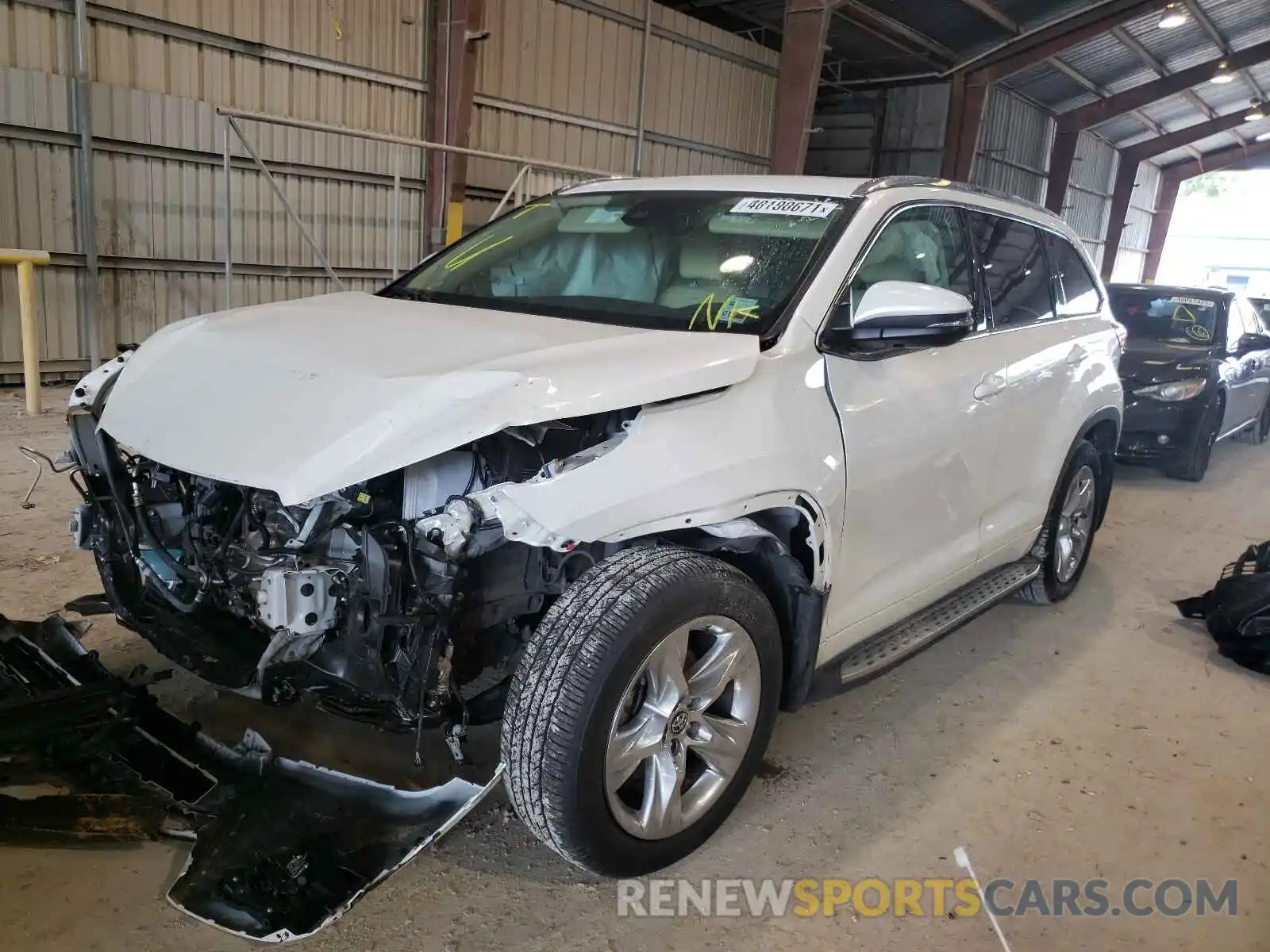 2 Photograph of a damaged car 5TDYZRFHXKS357213 TOYOTA HIGHLANDER 2019