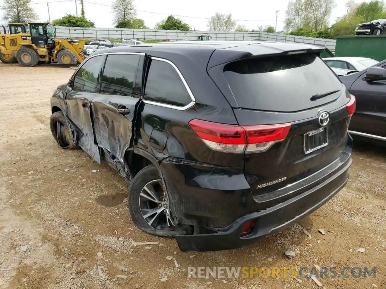 3 Photograph of a damaged car 5TDZARFH0KS060768 TOYOTA HIGHLANDER 2019