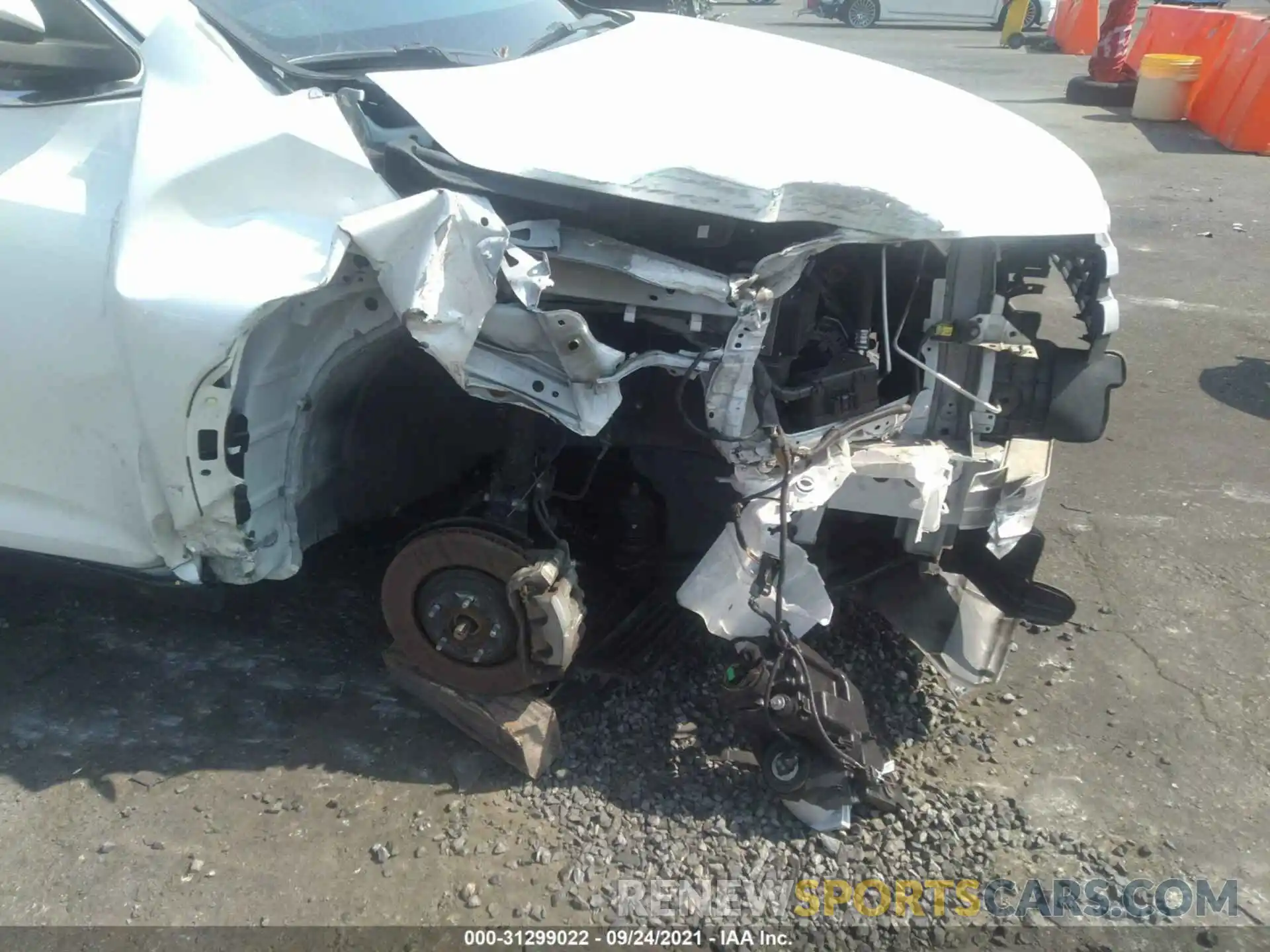 6 Photograph of a damaged car 5TDZARFH2KS043423 TOYOTA HIGHLANDER 2019