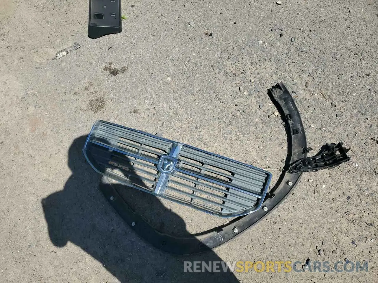 15 Photograph of a damaged car 5TDZARFH2KS054227 TOYOTA HIGHLANDER 2019