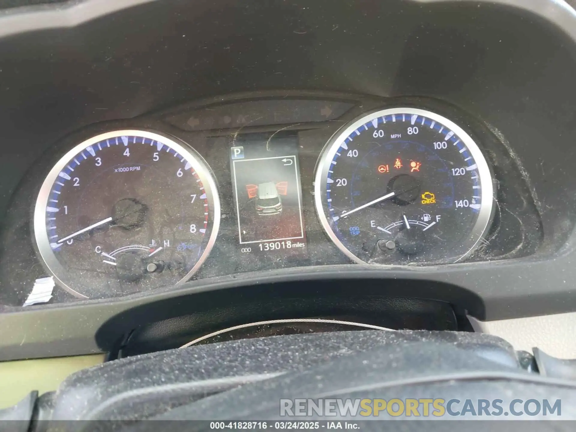 7 Photograph of a damaged car 5TDZARFH3KS042684 TOYOTA HIGHLANDER 2019