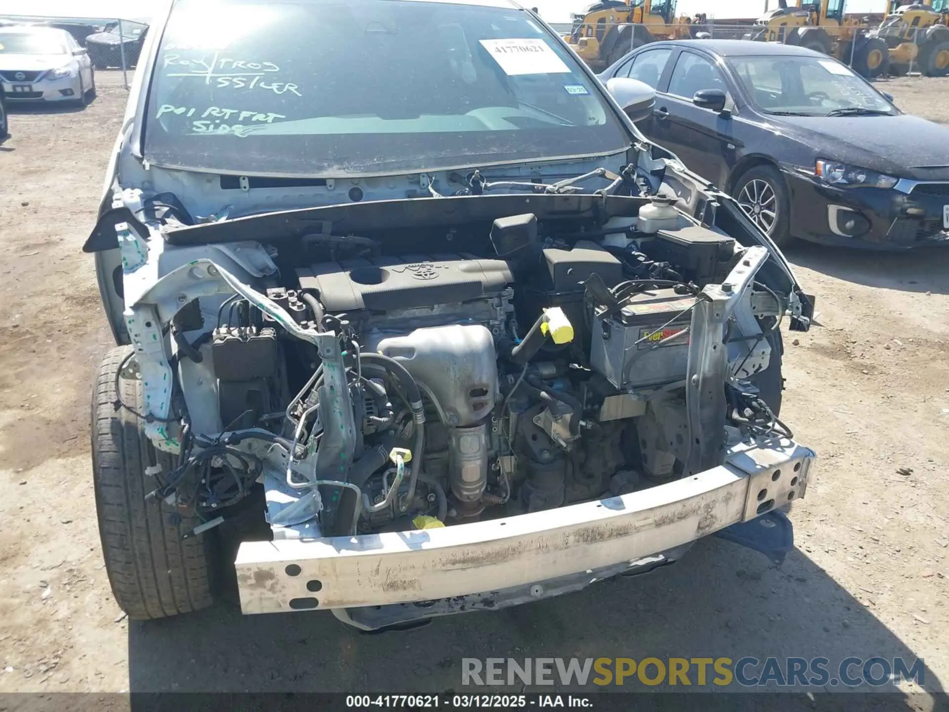 6 Photograph of a damaged car 5TDZARFH3KS047612 TOYOTA HIGHLANDER 2019