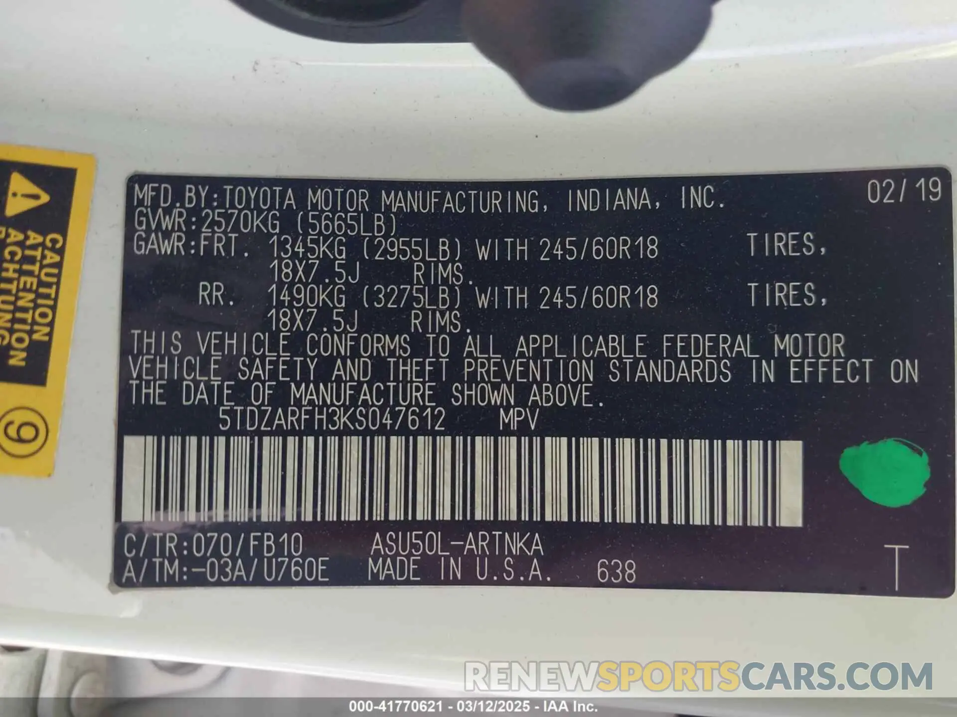 9 Photograph of a damaged car 5TDZARFH3KS047612 TOYOTA HIGHLANDER 2019