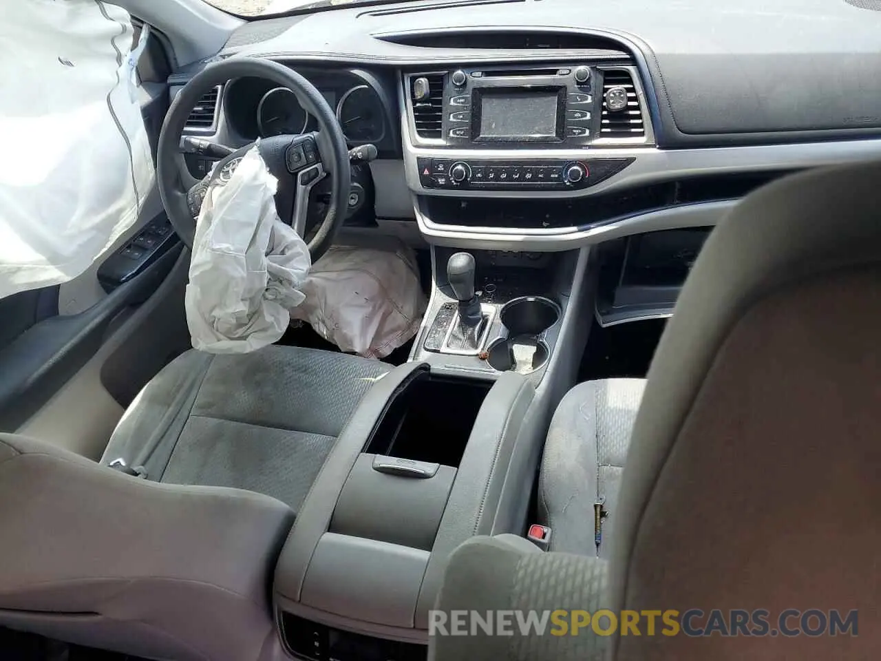 8 Photograph of a damaged car 5TDZARFH3KS055936 TOYOTA HIGHLANDER 2019