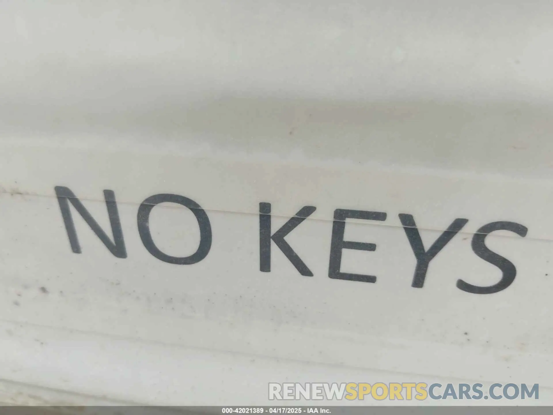 11 Photograph of a damaged car 5TDZARFH3KS057864 TOYOTA HIGHLANDER 2019
