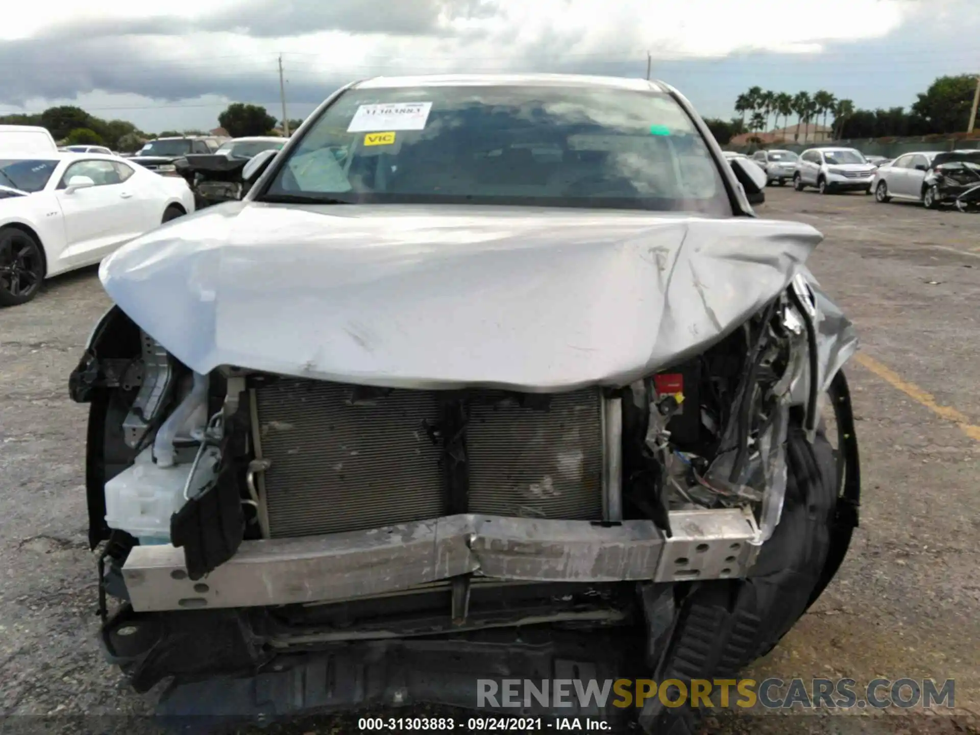 6 Photograph of a damaged car 5TDZARFH4KS052155 TOYOTA HIGHLANDER 2019