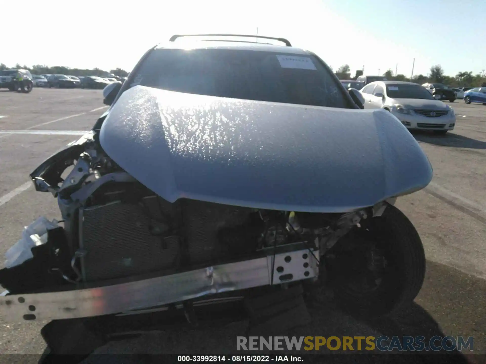 6 Photograph of a damaged car 5TDZARFH4KS055248 TOYOTA HIGHLANDER 2019