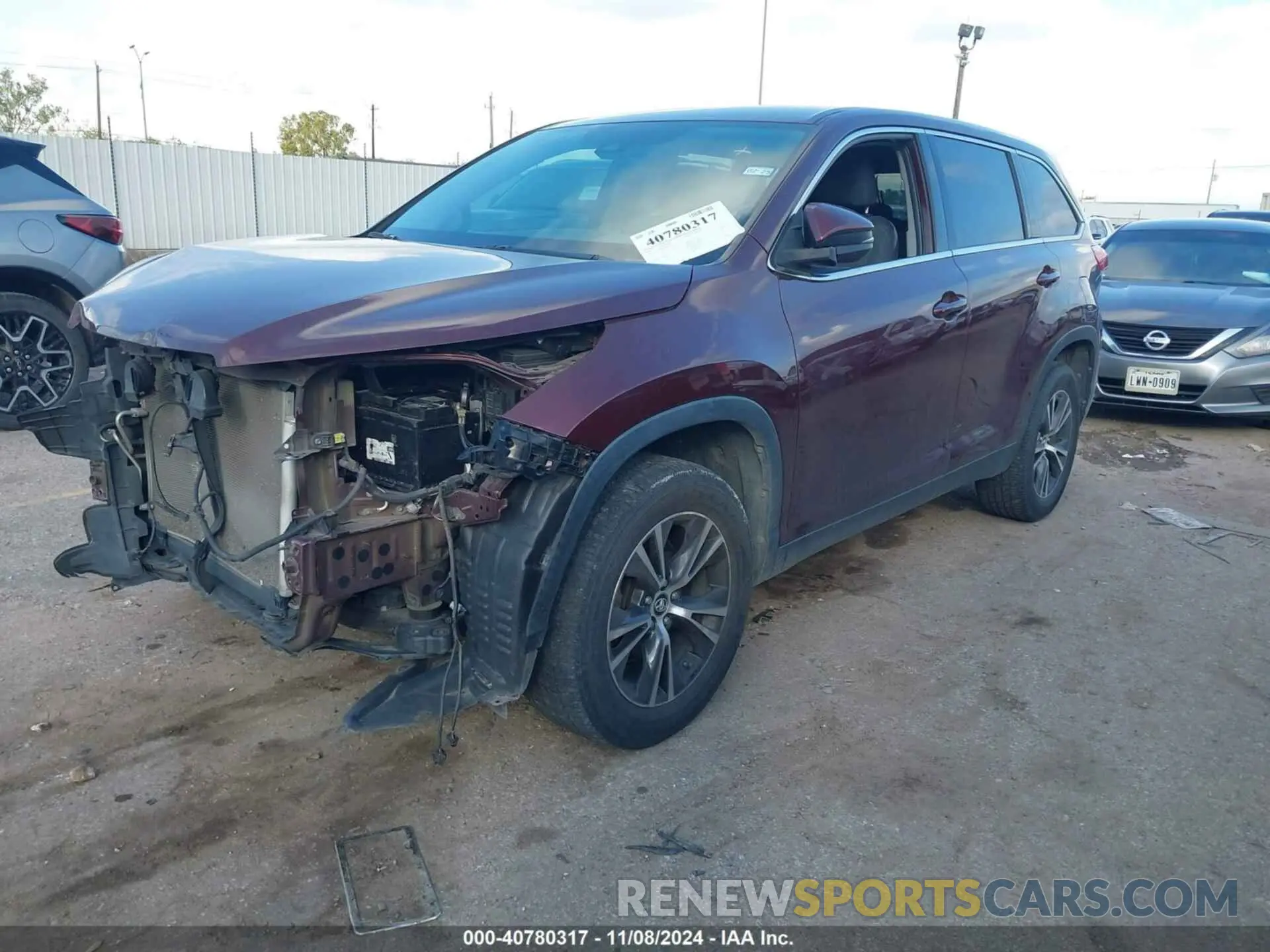 2 Photograph of a damaged car 5TDZARFH4KS056853 TOYOTA HIGHLANDER 2019