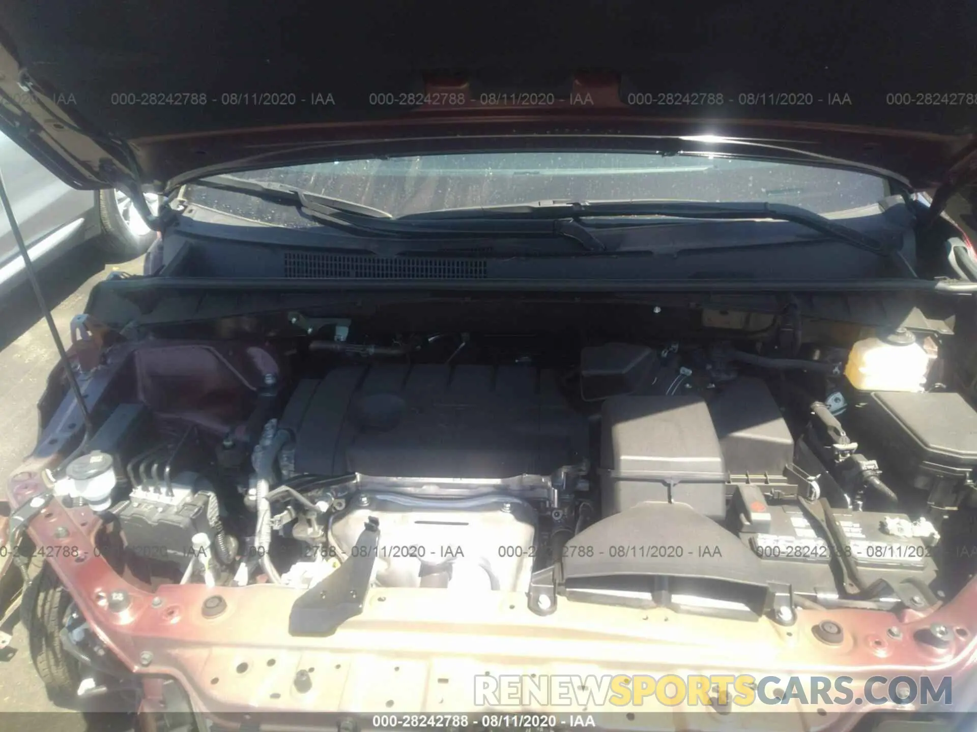 10 Photograph of a damaged car 5TDZARFH4KS058845 TOYOTA HIGHLANDER 2019