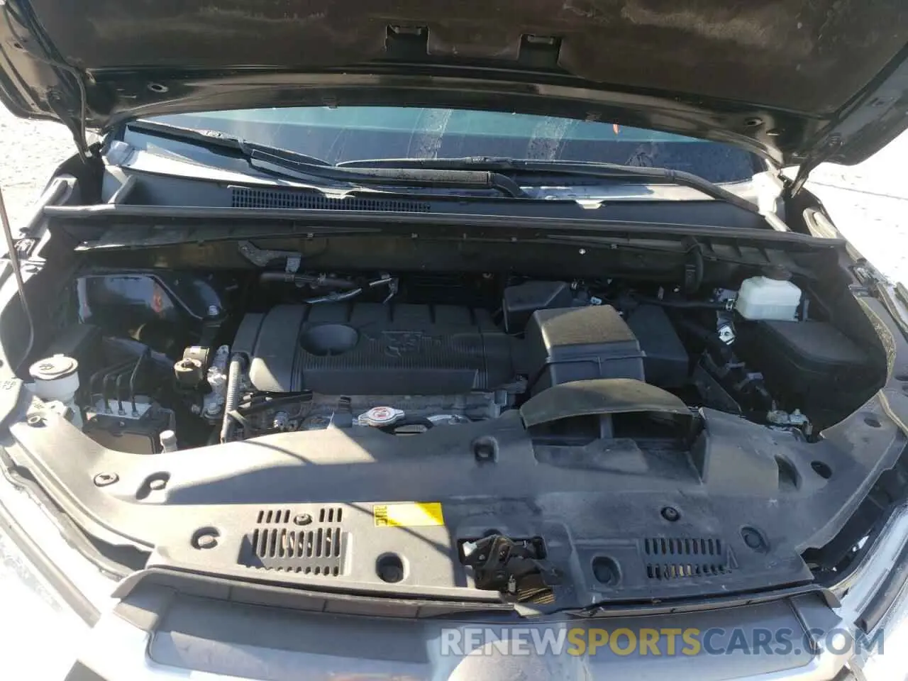 7 Photograph of a damaged car 5TDZARFH5KS042346 TOYOTA HIGHLANDER 2019