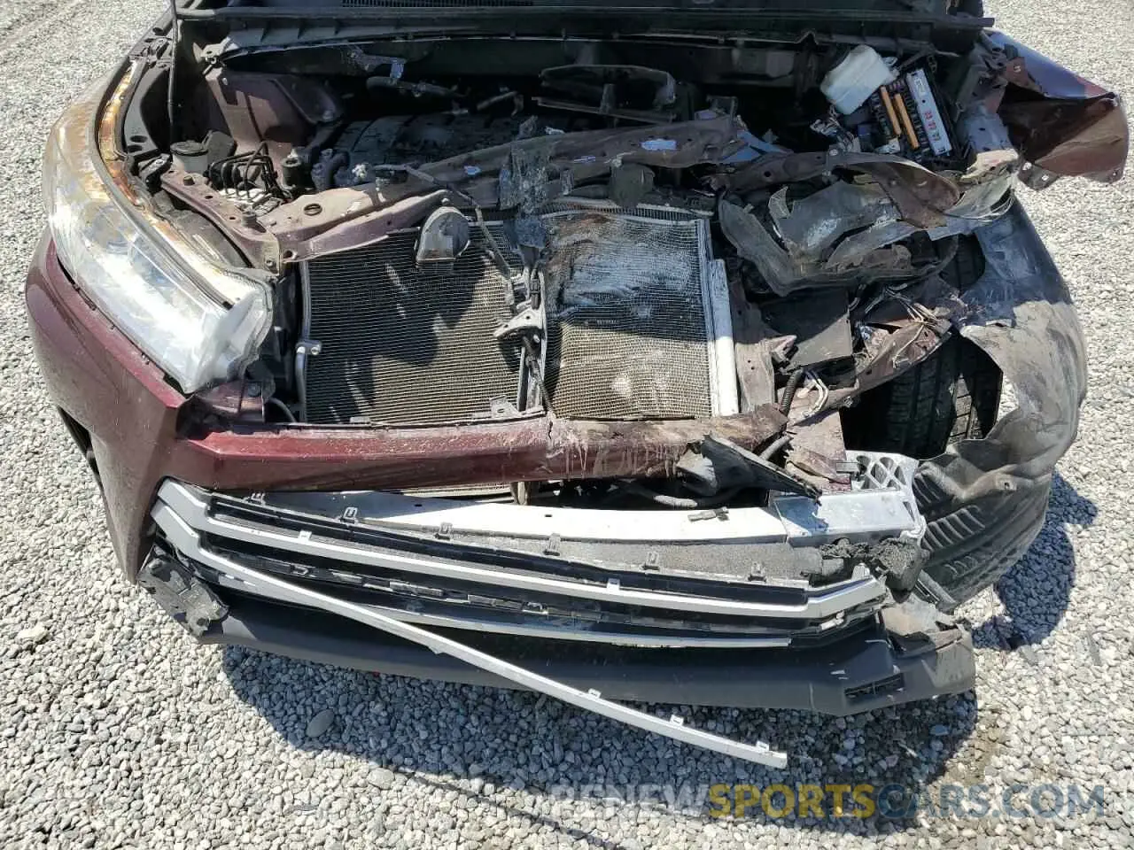 12 Photograph of a damaged car 5TDZARFH5KS052777 TOYOTA HIGHLANDER 2019