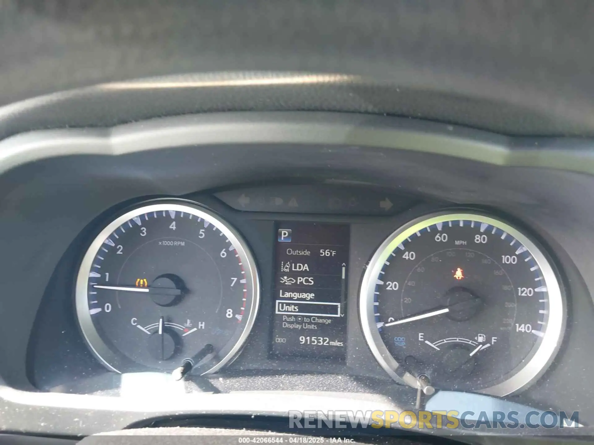 7 Photograph of a damaged car 5TDZARFH5KS056957 TOYOTA HIGHLANDER 2019