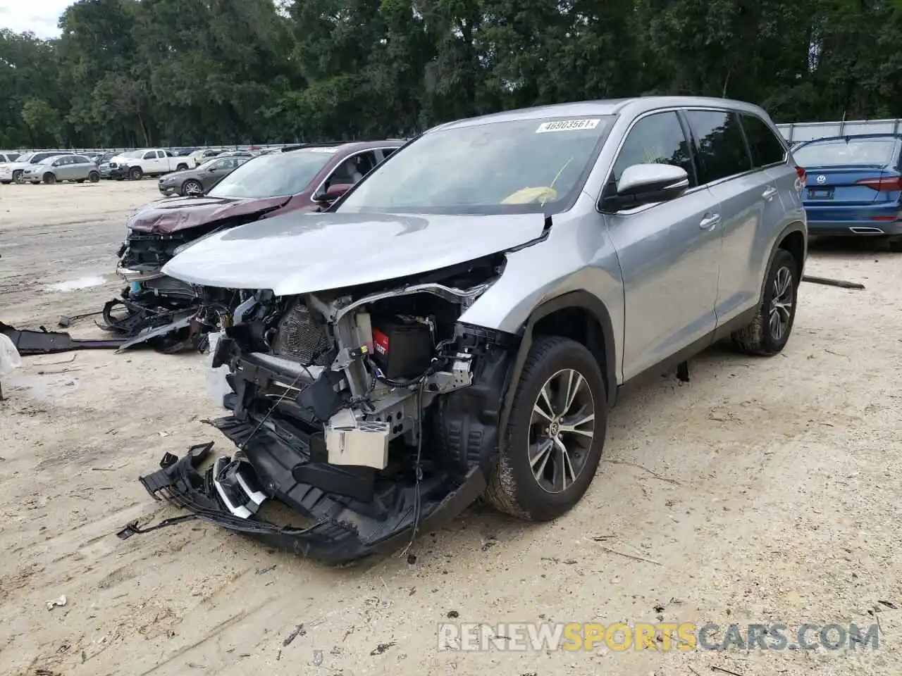 2 Photograph of a damaged car 5TDZARFH5KS061236 TOYOTA HIGHLANDER 2019