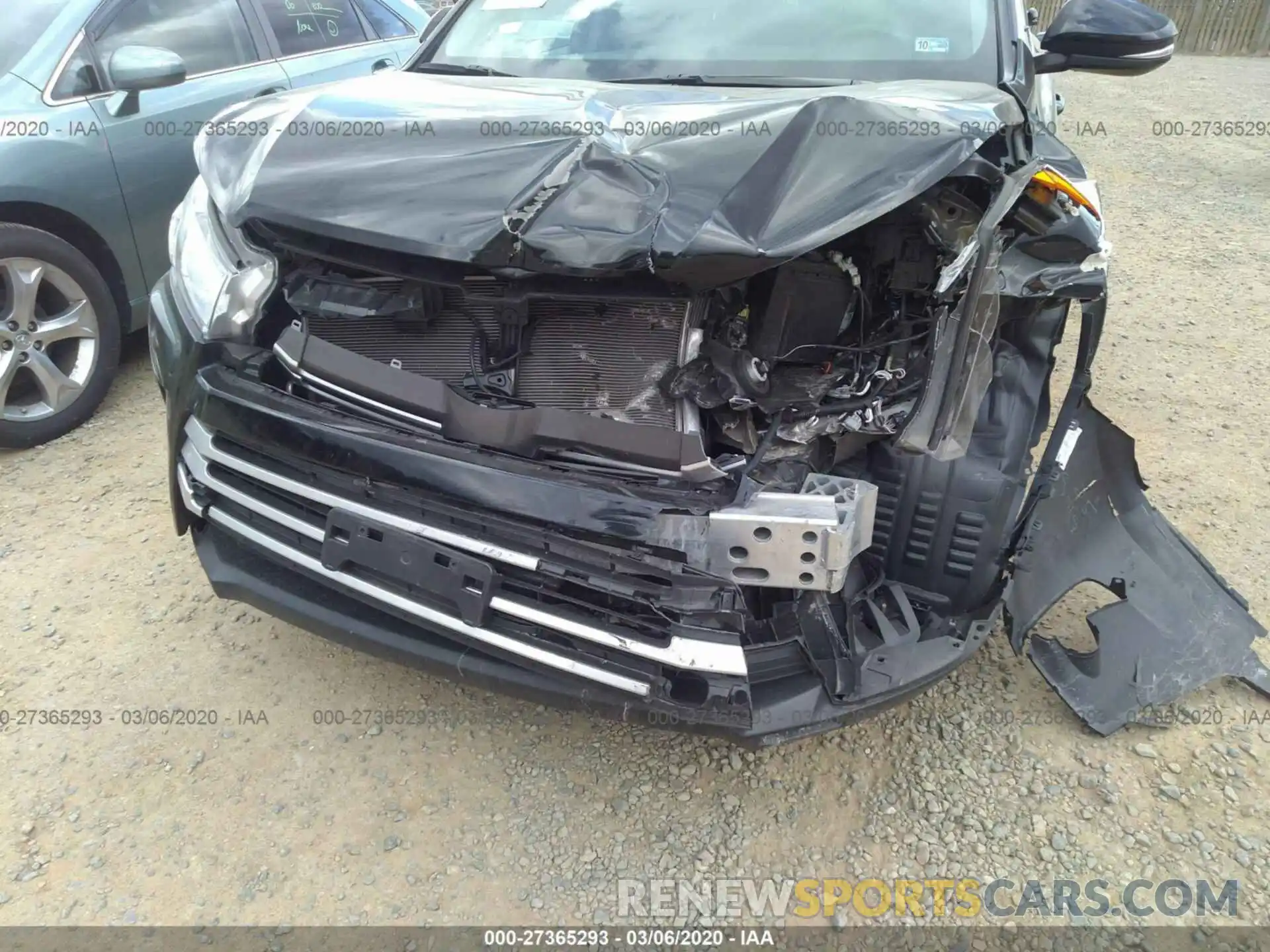 6 Photograph of a damaged car 5TDZARFH6KS042677 TOYOTA HIGHLANDER 2019