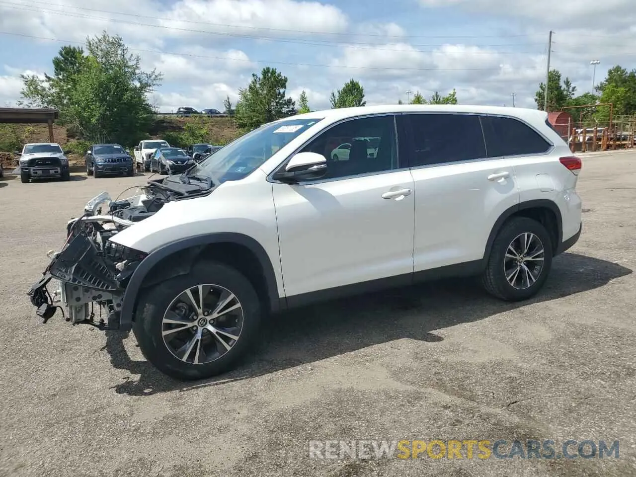 1 Photograph of a damaged car 5TDZARFH6KS042906 TOYOTA HIGHLANDER 2019