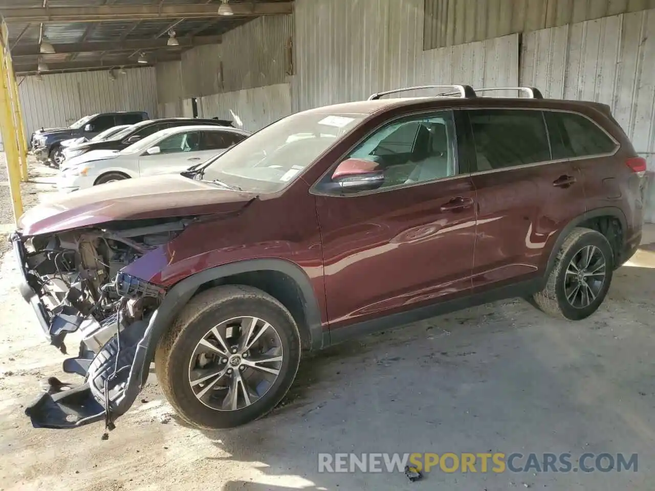 1 Photograph of a damaged car 5TDZARFH6KS044820 TOYOTA HIGHLANDER 2019