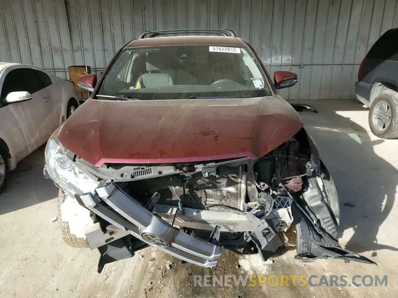 5 Photograph of a damaged car 5TDZARFH6KS044820 TOYOTA HIGHLANDER 2019