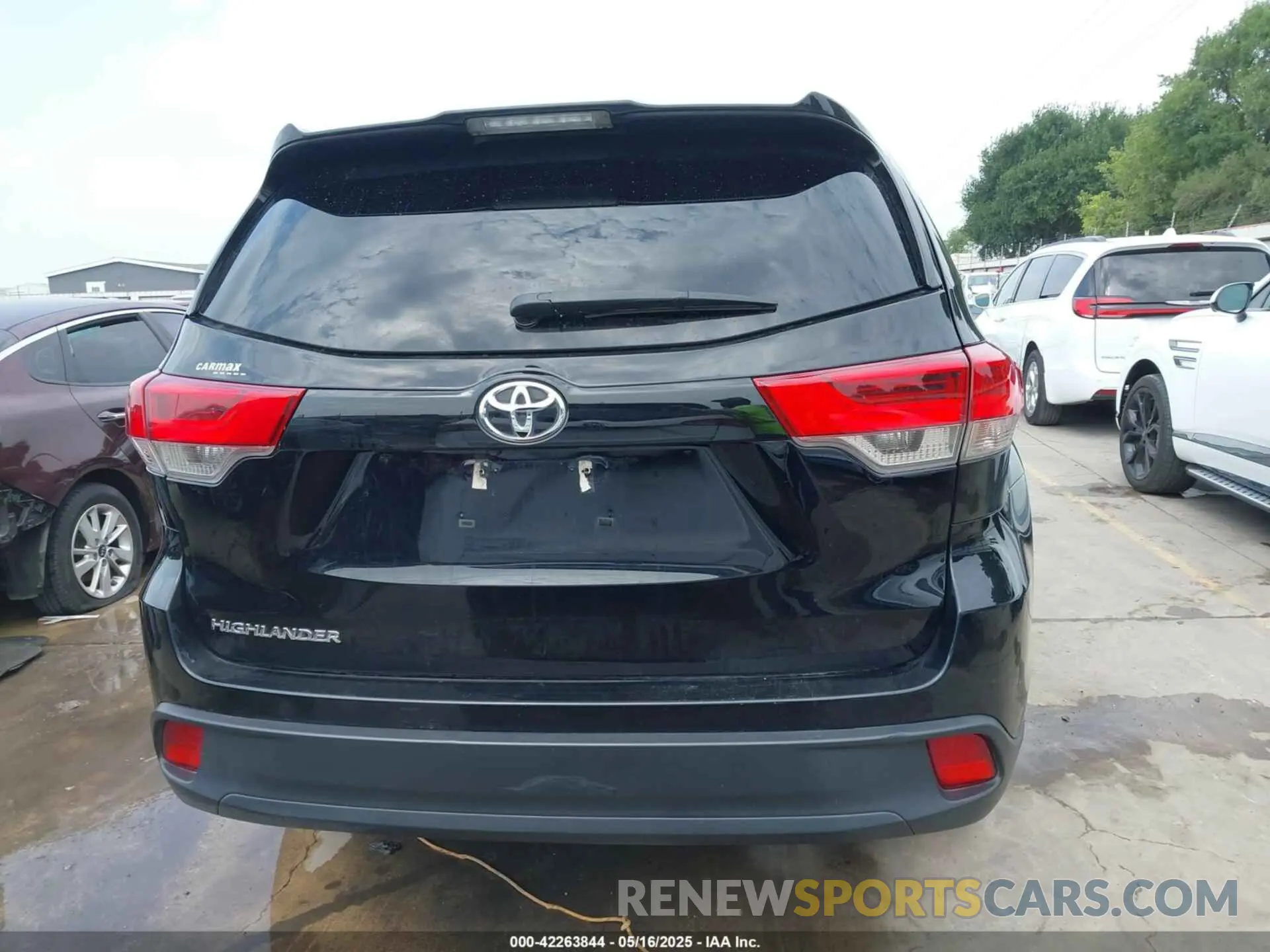 20 Photograph of a damaged car 5TDZARFH6KS055901 TOYOTA HIGHLANDER 2019