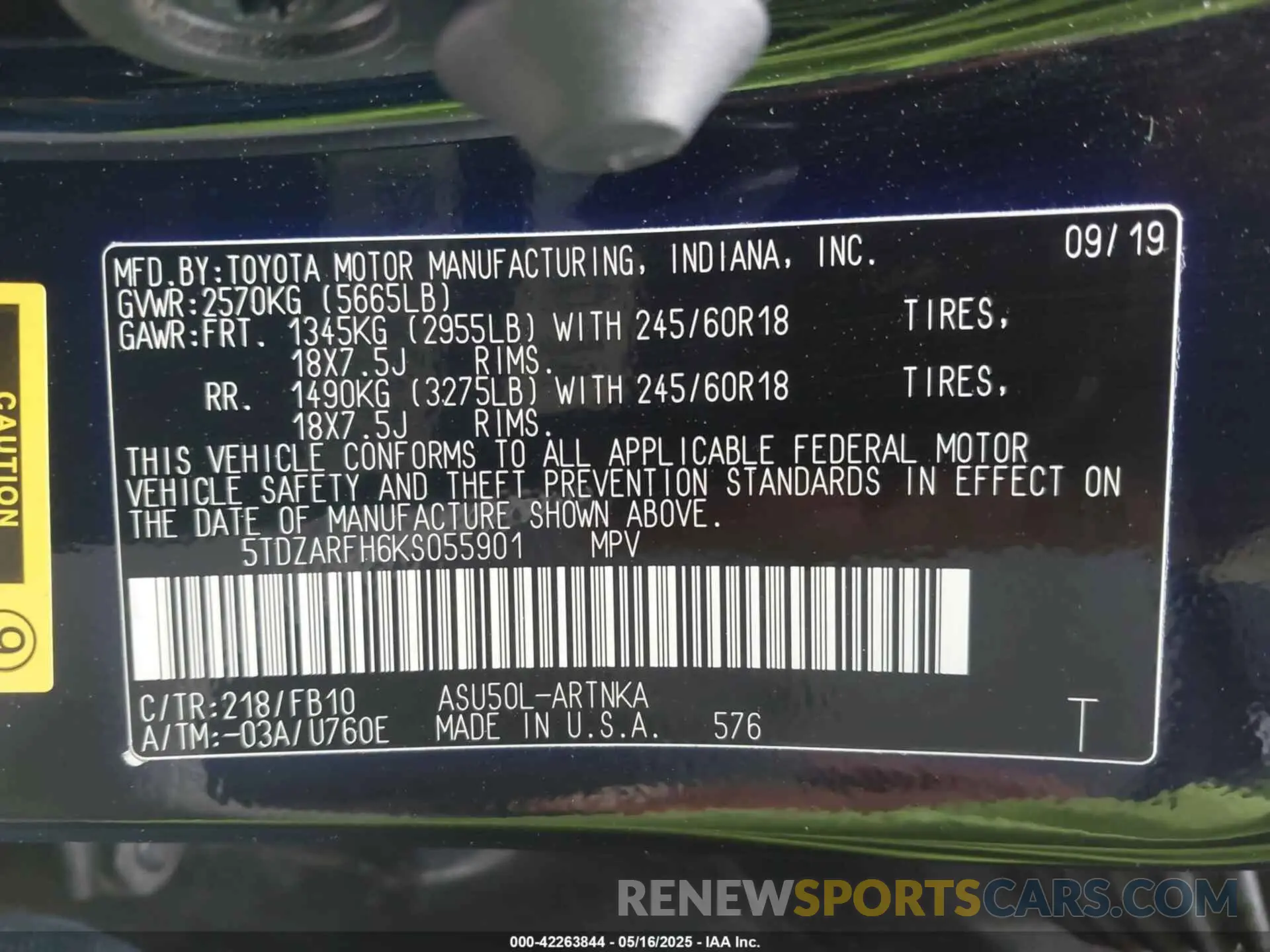 9 Photograph of a damaged car 5TDZARFH6KS055901 TOYOTA HIGHLANDER 2019