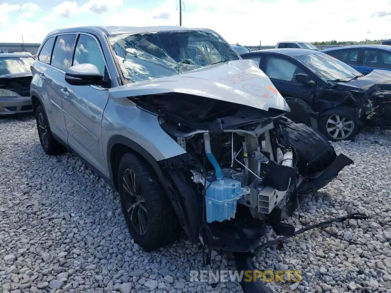 1 Photograph of a damaged car 5TDZARFH7KS042512 TOYOTA HIGHLANDER 2019