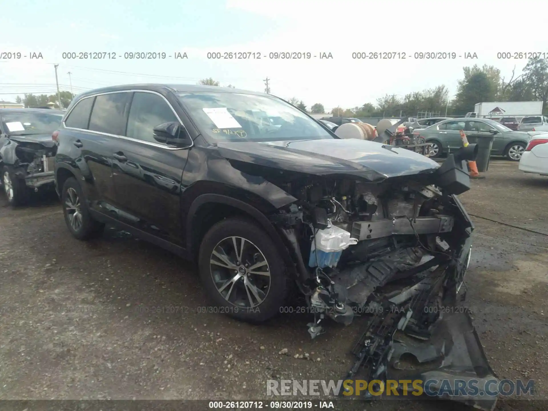 1 Photograph of a damaged car 5TDZARFH7KS042817 TOYOTA HIGHLANDER 2019