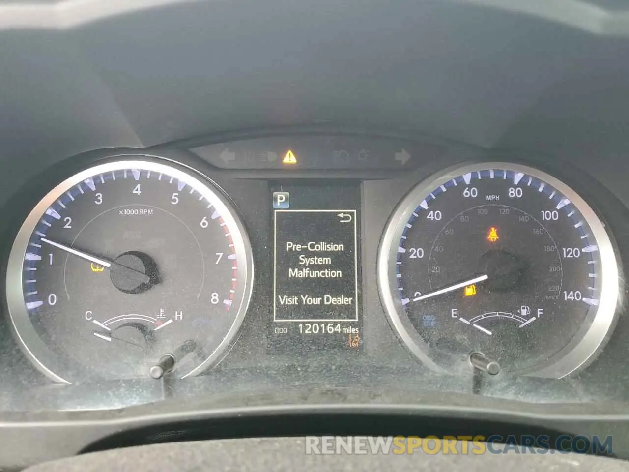 9 Photograph of a damaged car 5TDZARFH7KS049699 TOYOTA HIGHLANDER 2019