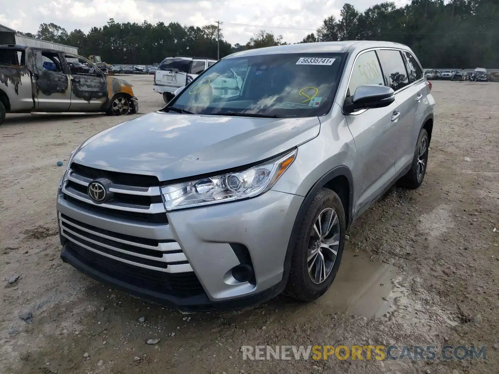 2 Photograph of a damaged car 5TDZARFH7KS054188 TOYOTA HIGHLANDER 2019