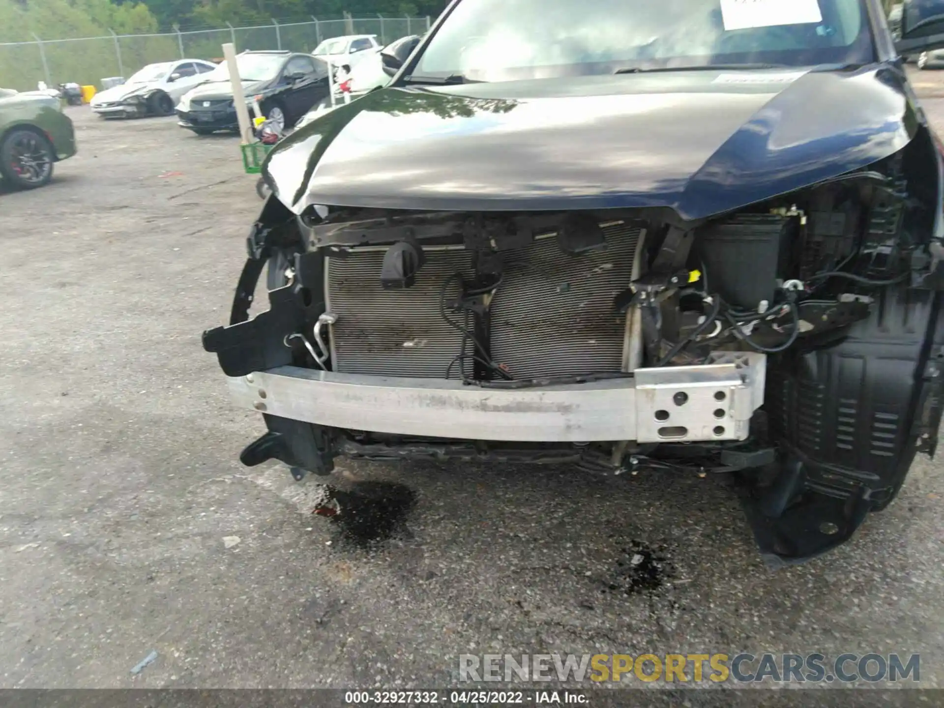 6 Photograph of a damaged car 5TDZARFH8KS041949 TOYOTA HIGHLANDER 2019