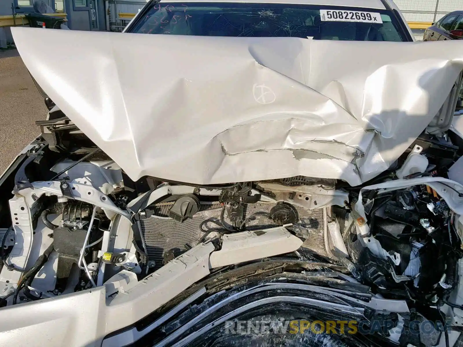 7 Photograph of a damaged car 5TDZARFH8KS042860 TOYOTA HIGHLANDER 2019