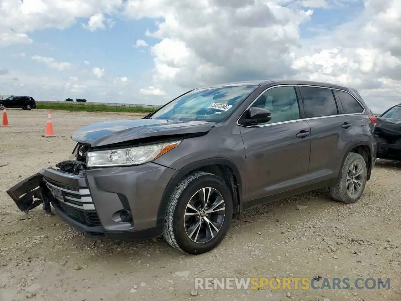 1 Photograph of a damaged car 5TDZARFH8KS044950 TOYOTA HIGHLANDER 2019