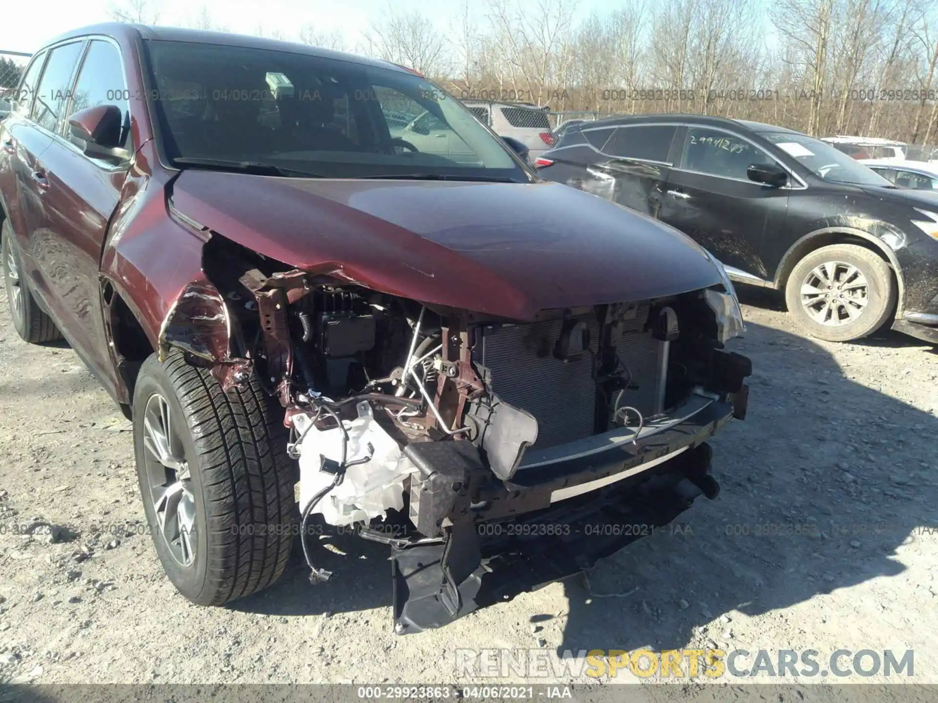 6 Photograph of a damaged car 5TDZARFH8KS052062 TOYOTA HIGHLANDER 2019