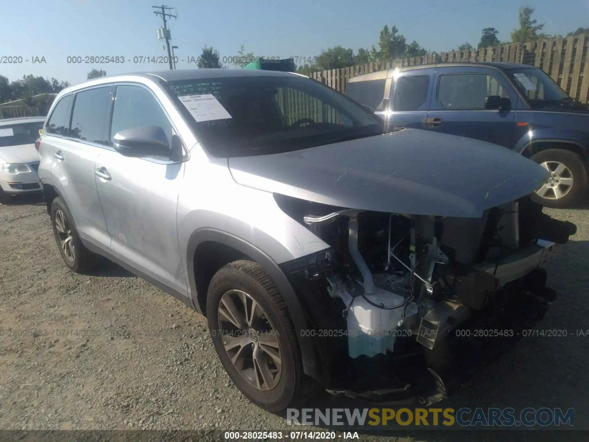 1 Photograph of a damaged car 5TDZARFH8KS058122 TOYOTA HIGHLANDER 2019