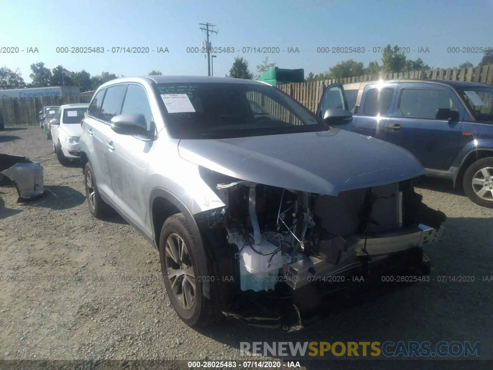 6 Photograph of a damaged car 5TDZARFH8KS058122 TOYOTA HIGHLANDER 2019